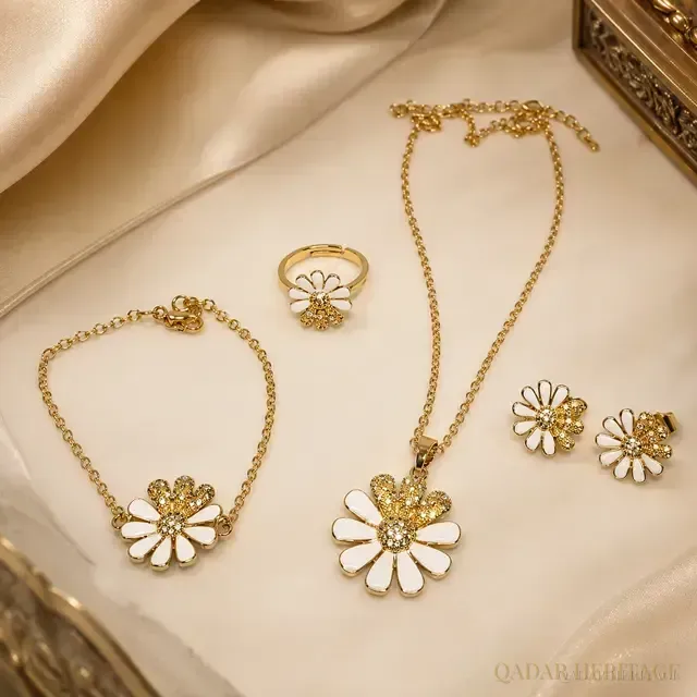 QADAR Daisy Bloom Jewelry Set - Slide 1