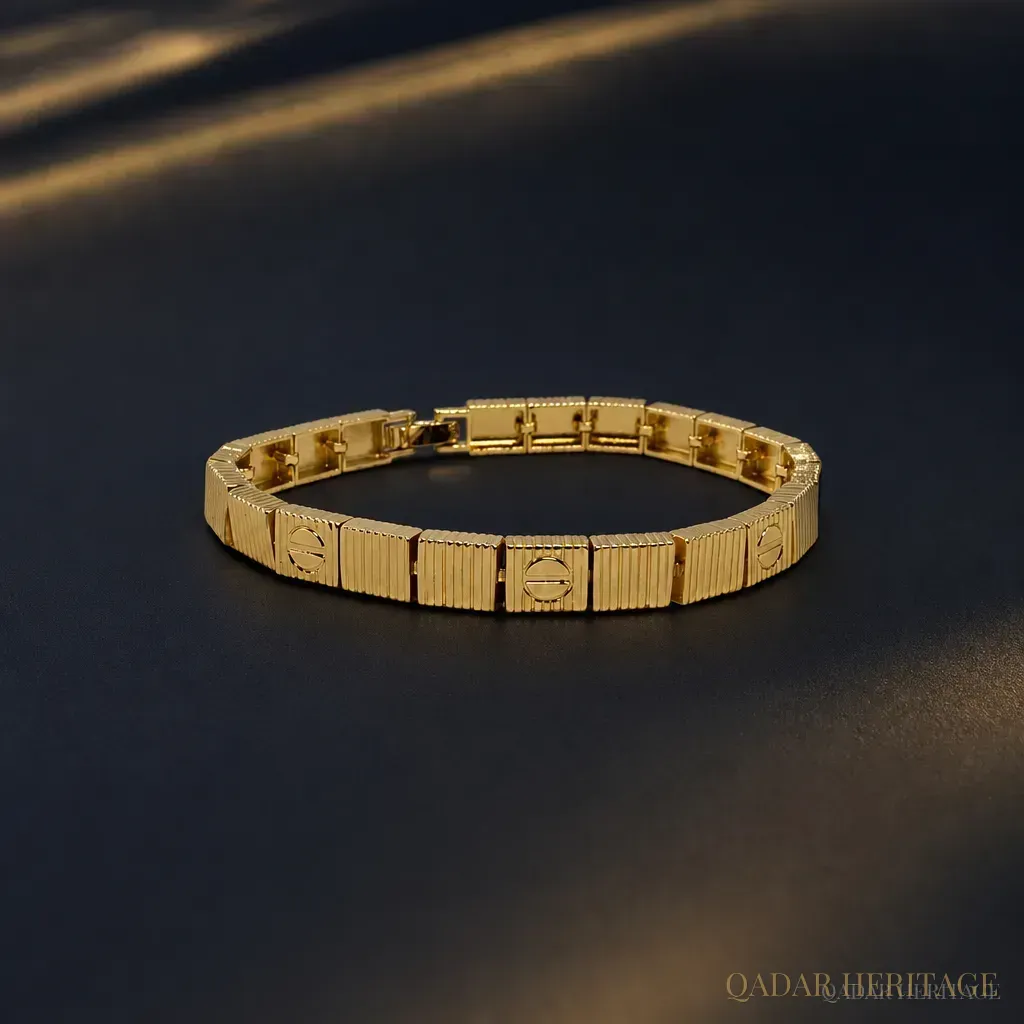 Luxury Gold Geometric Ribbed Bracelet - Slide 2