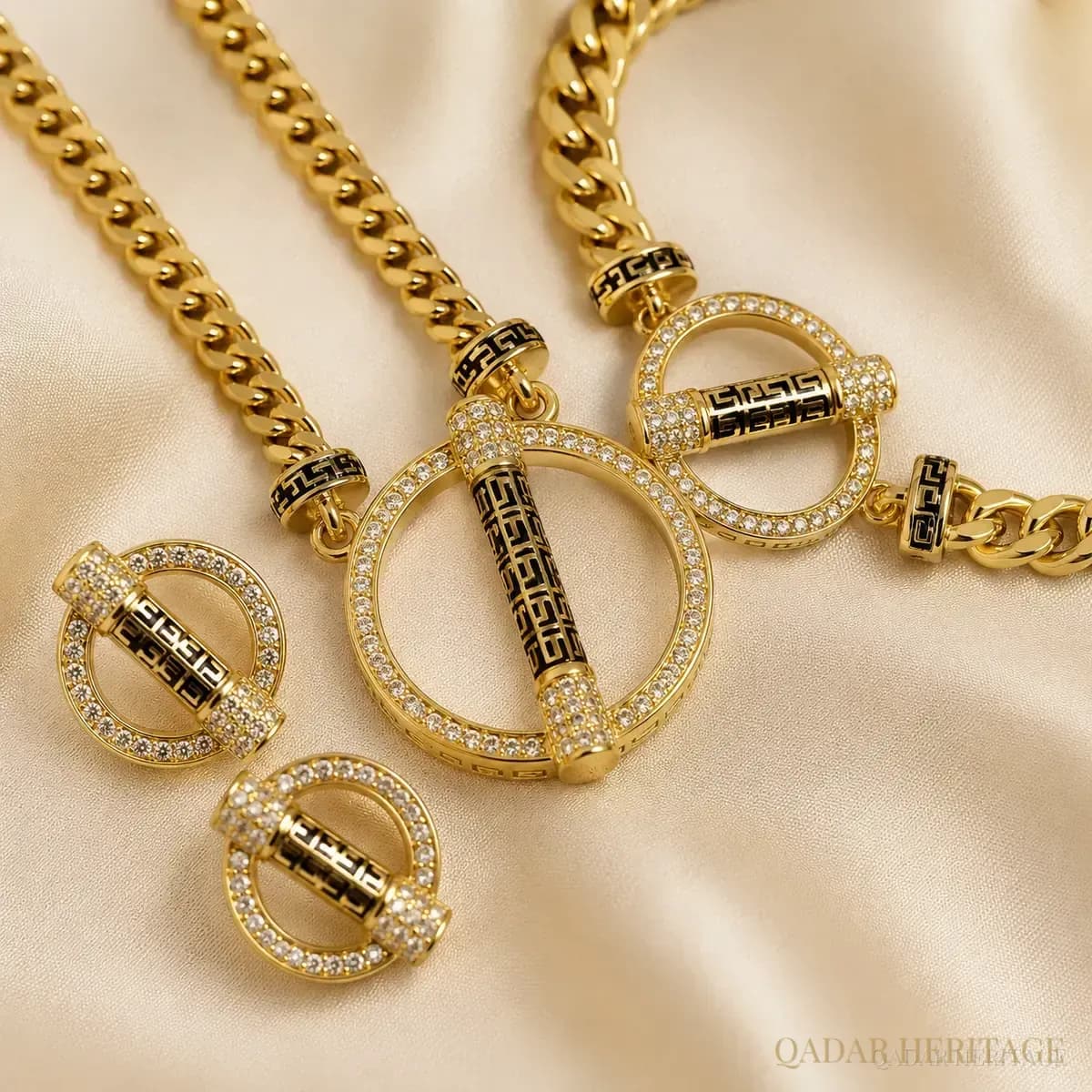Golden Heritage Halo Jewelry Set - Slide 2
