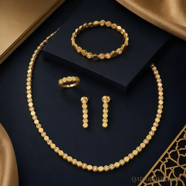 QADAR Royal Hexa Jewelry Set - Slide 2