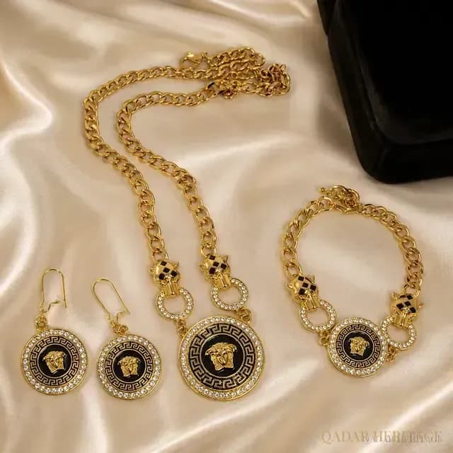QADAR Royal Medallion Jewelry Set - Slide 1